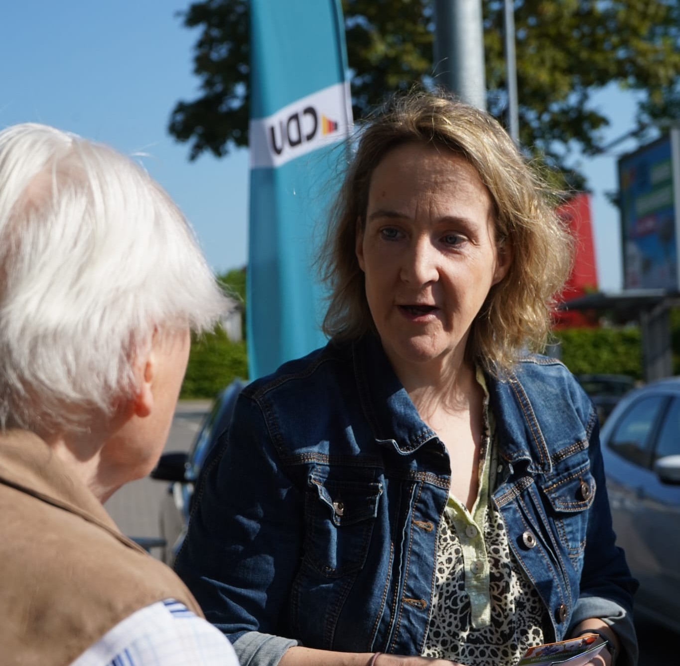 ...ein kleiner Gru� und ein Dank an alle M�tter f�r die t�glich geleistete Arbeit.